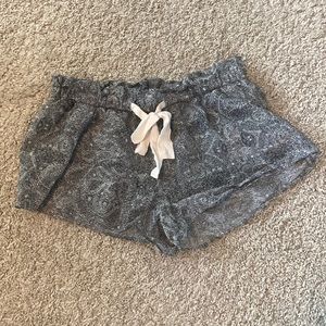 Wilfred silk shorts